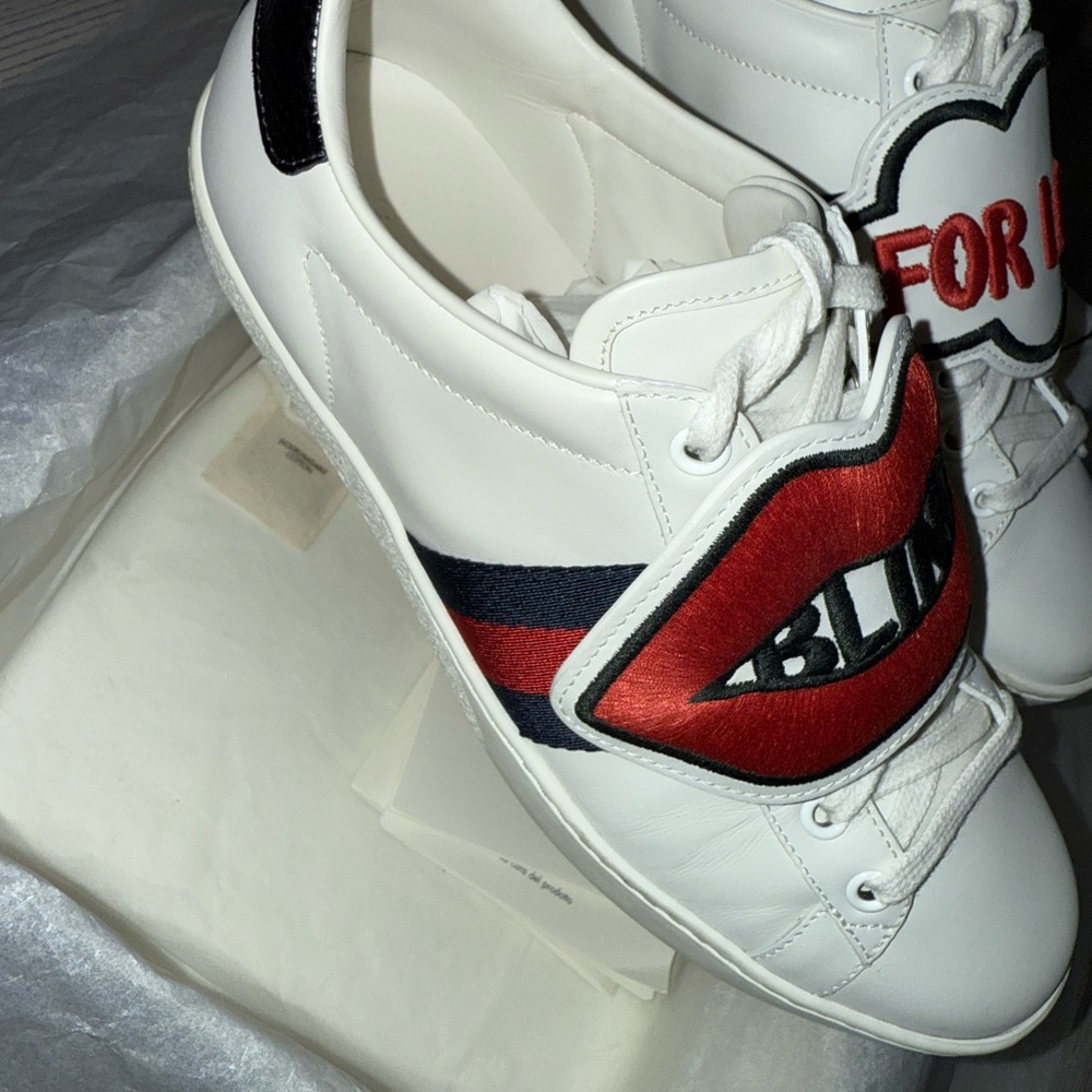 GUCCI blind for love sneakers… come with box and dust bags - Picture 5 of 7